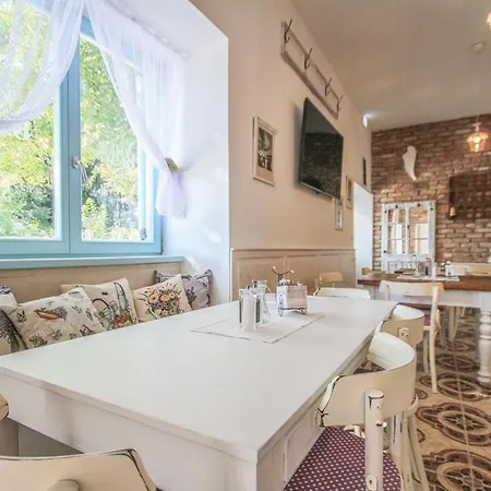 Bella Bed & Breakfast 3*