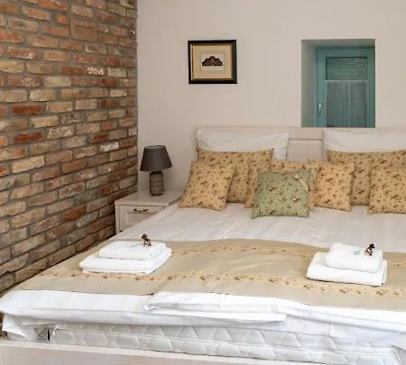 Bed & Breakfast Bella Badacsonytomaj
