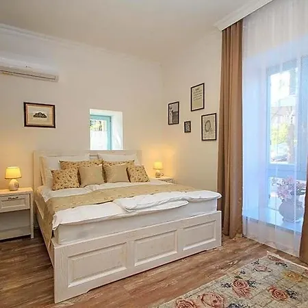 Bed and Breakfast Bella