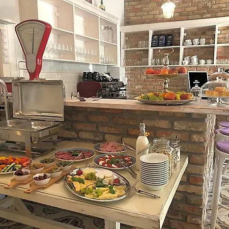 Bed and Breakfast Bella Badacsonytomaj