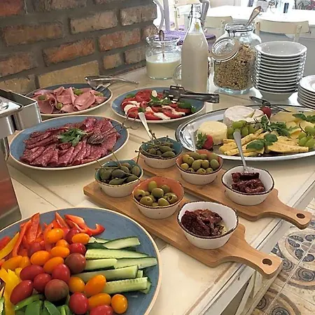 Bella فندق مبيت وإفطار 4*