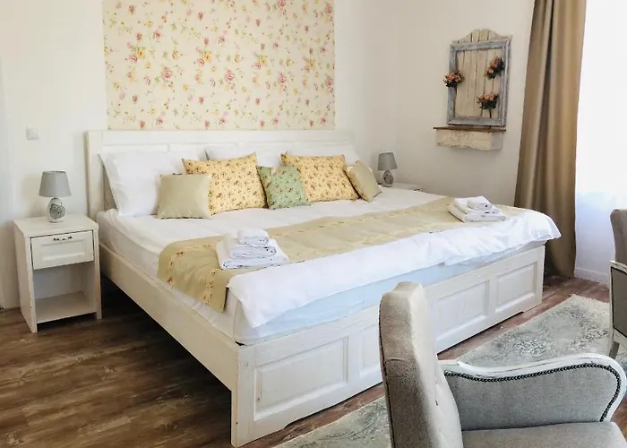 Bella Bed & Breakfast 3*