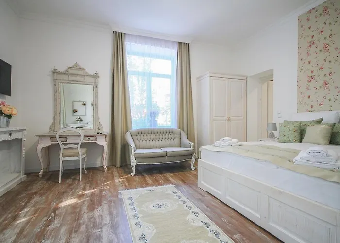 Bella Bed & Breakfast