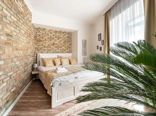 Bed & Breakfast Bella Badacsonytomaj