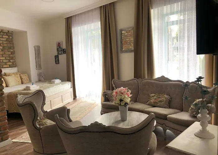 Bella Bed & Breakfast